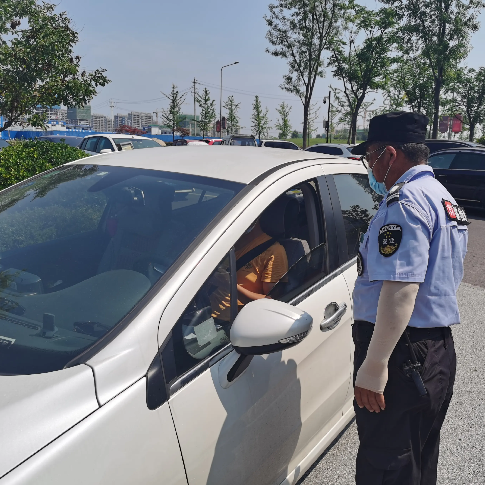 亚洲综合熟女久久久30P物業----停車場服（fú）務